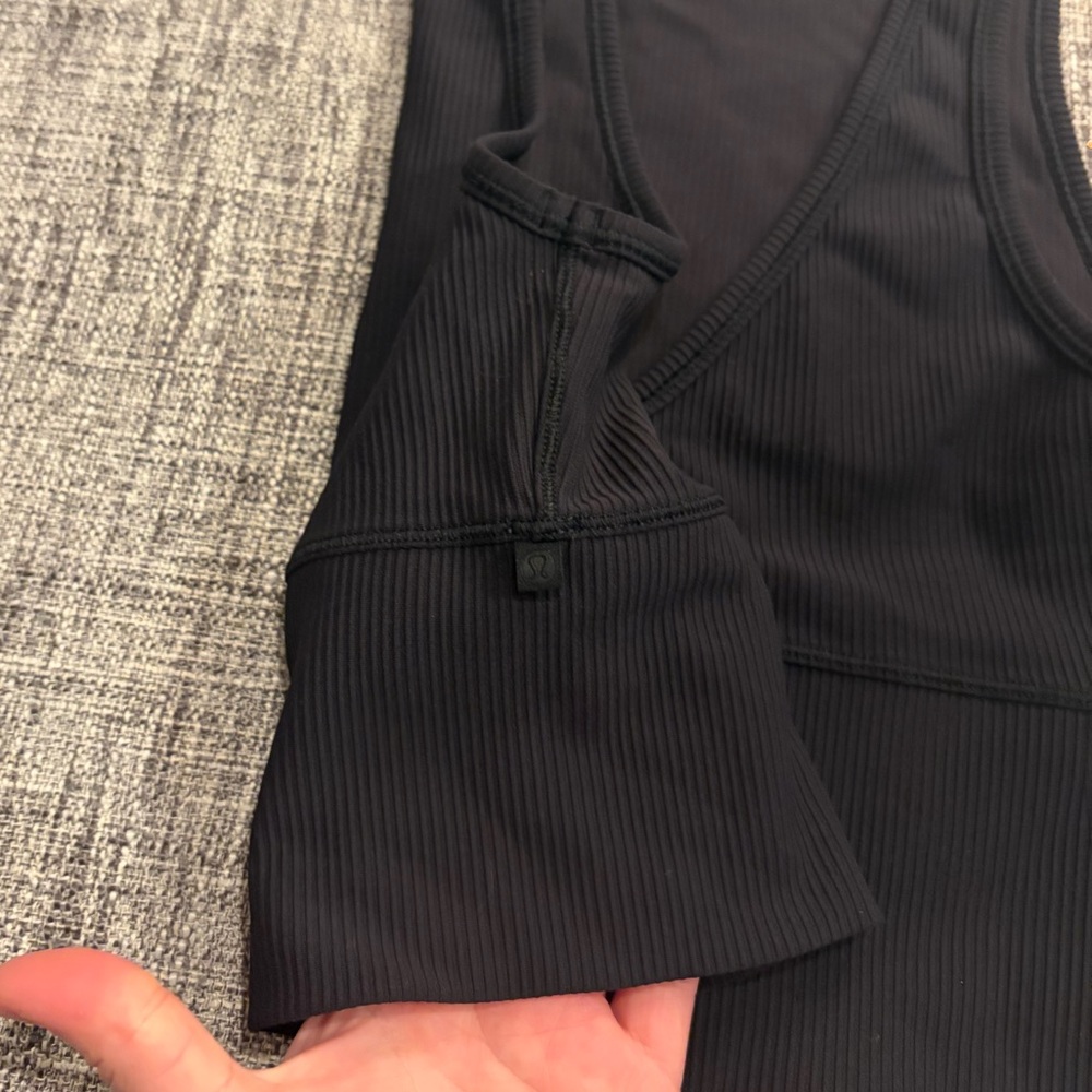 Lululemon Power Pivot Tank *Rib - Picture 6 of 7